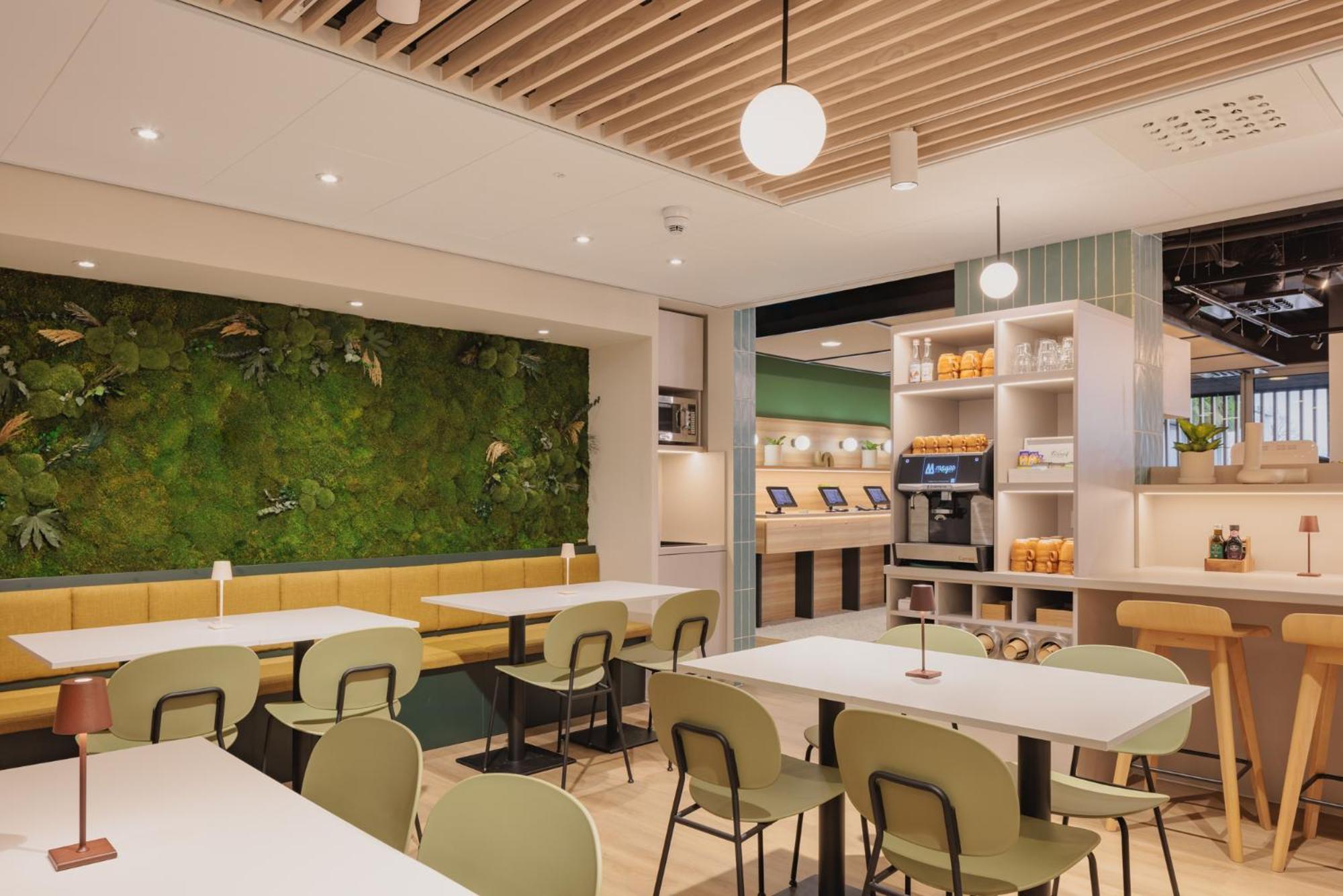 Maxhotel Amsterdam Airport Schiphol - Recently Renovated Hoofddorp Exterior foto